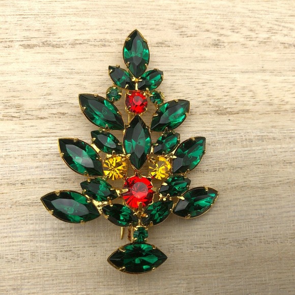 Vintage OTC Christmas Tree Brooch 2.5" Green Red Yellow Faceted Rhinestone Pin - Picture 2 of 8